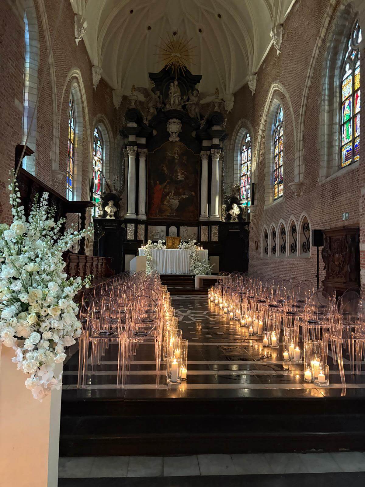 Door de ogen van de zangeres Anne: een magische ceremonie in Antwerpen